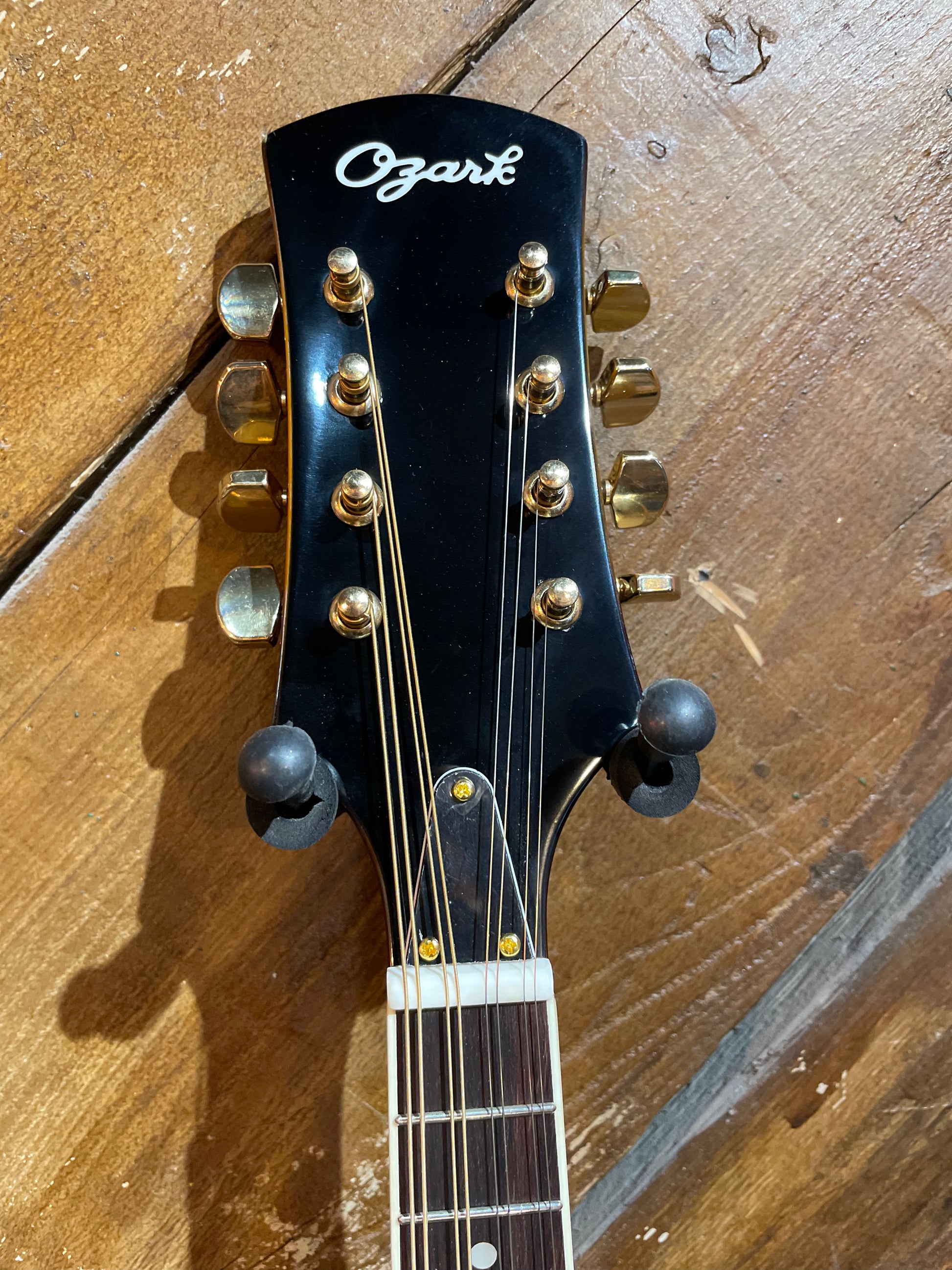 Ozark All Solid F-Hole Mandolin