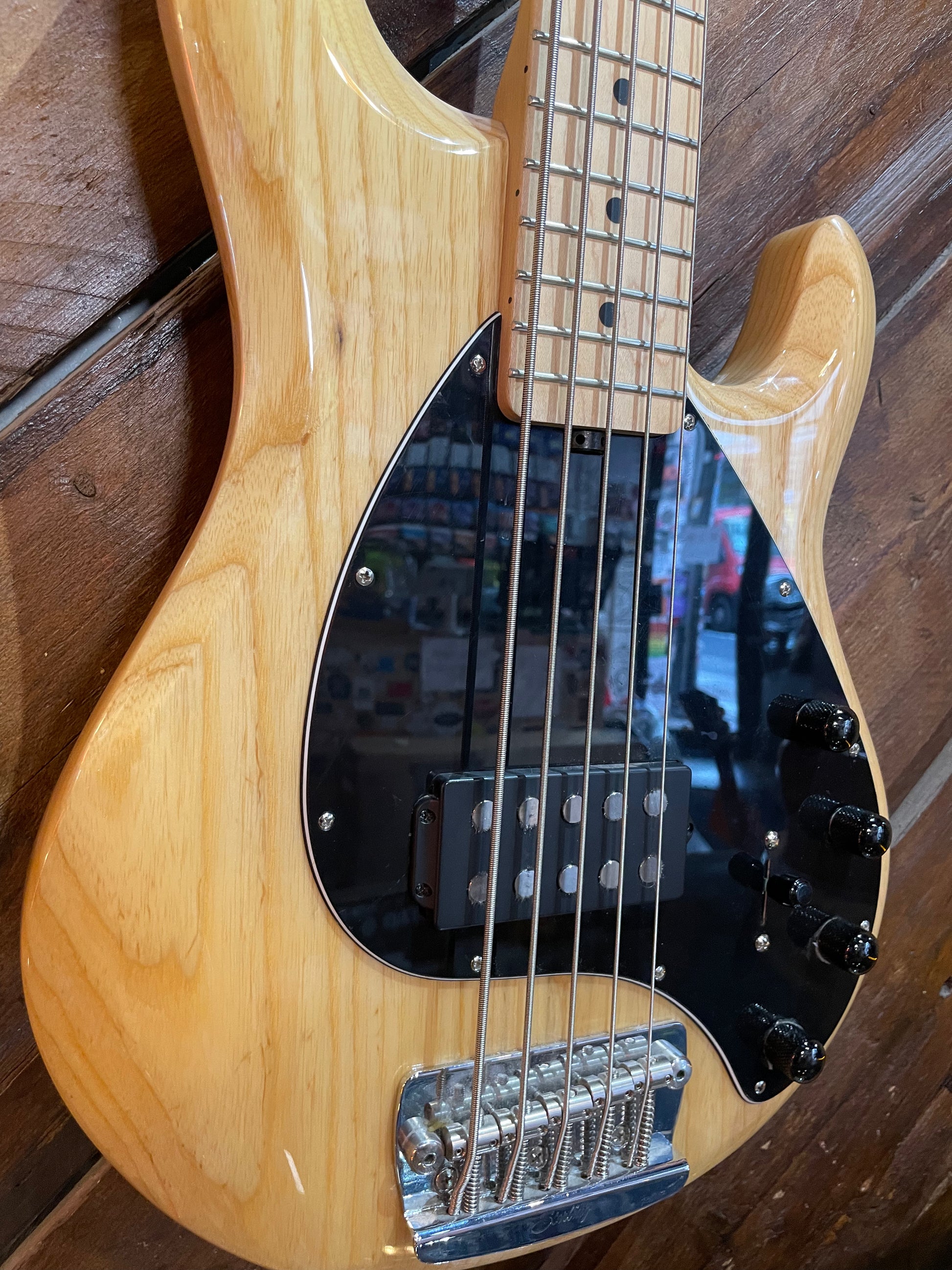 S/H Sterling By Music Man Ray35, Natural
