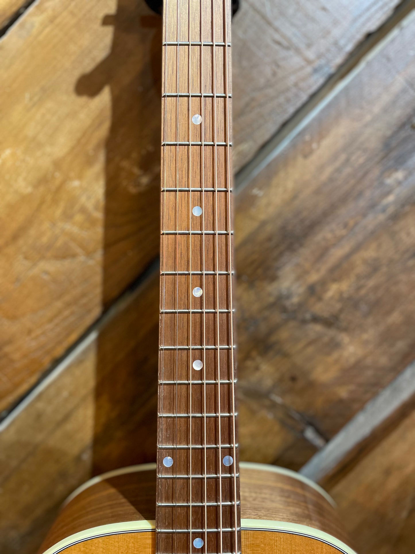 S/H 2022 Gibson L-00 Left Handed, Natural