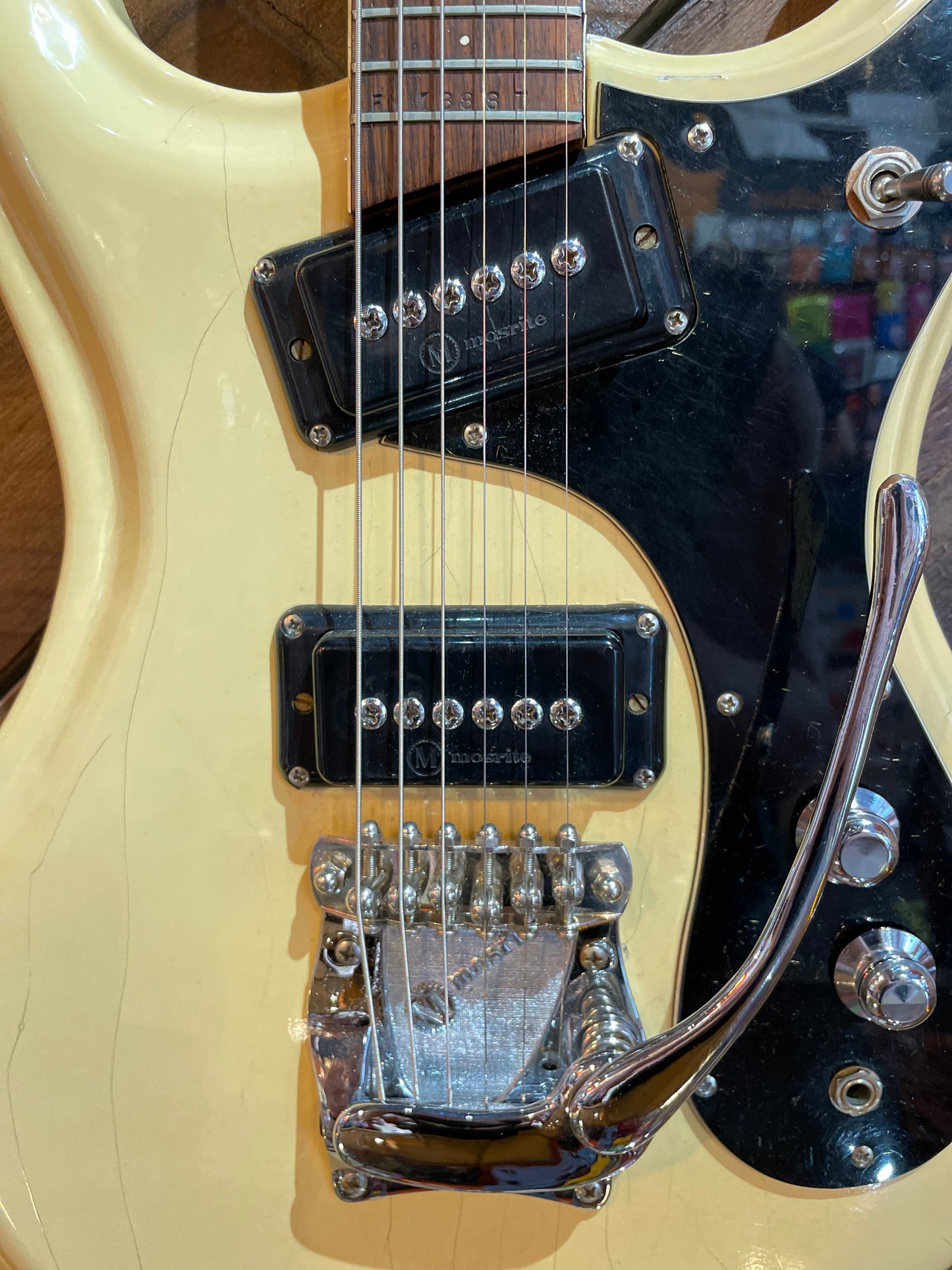 S/H 1969 Mosrite Firstman MKI, Vintage White