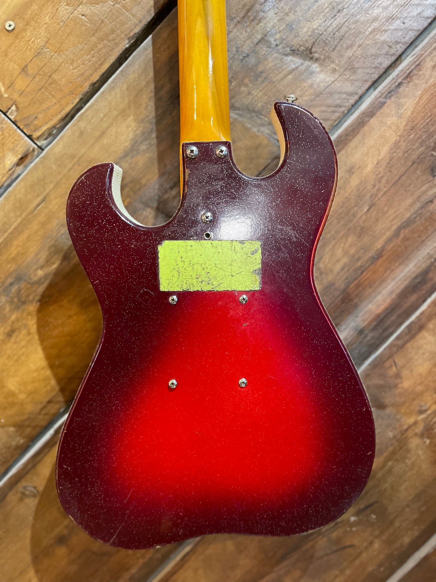 S/H 1963 Silvertone 1457 'Amp & Can' Electric Guitar, Red Burst