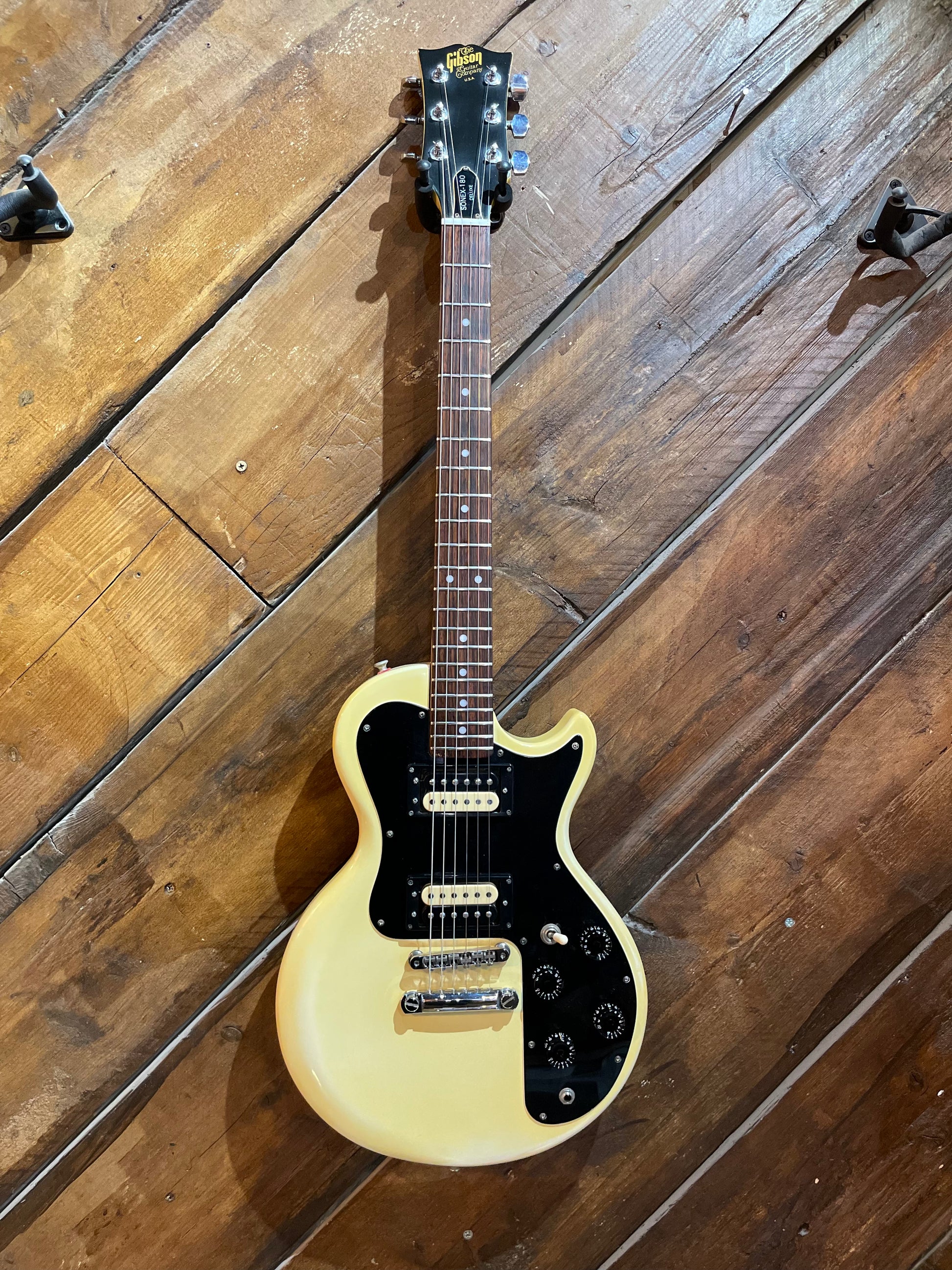 S/H 1980 Gibson Sonex 180 Deluxe, White