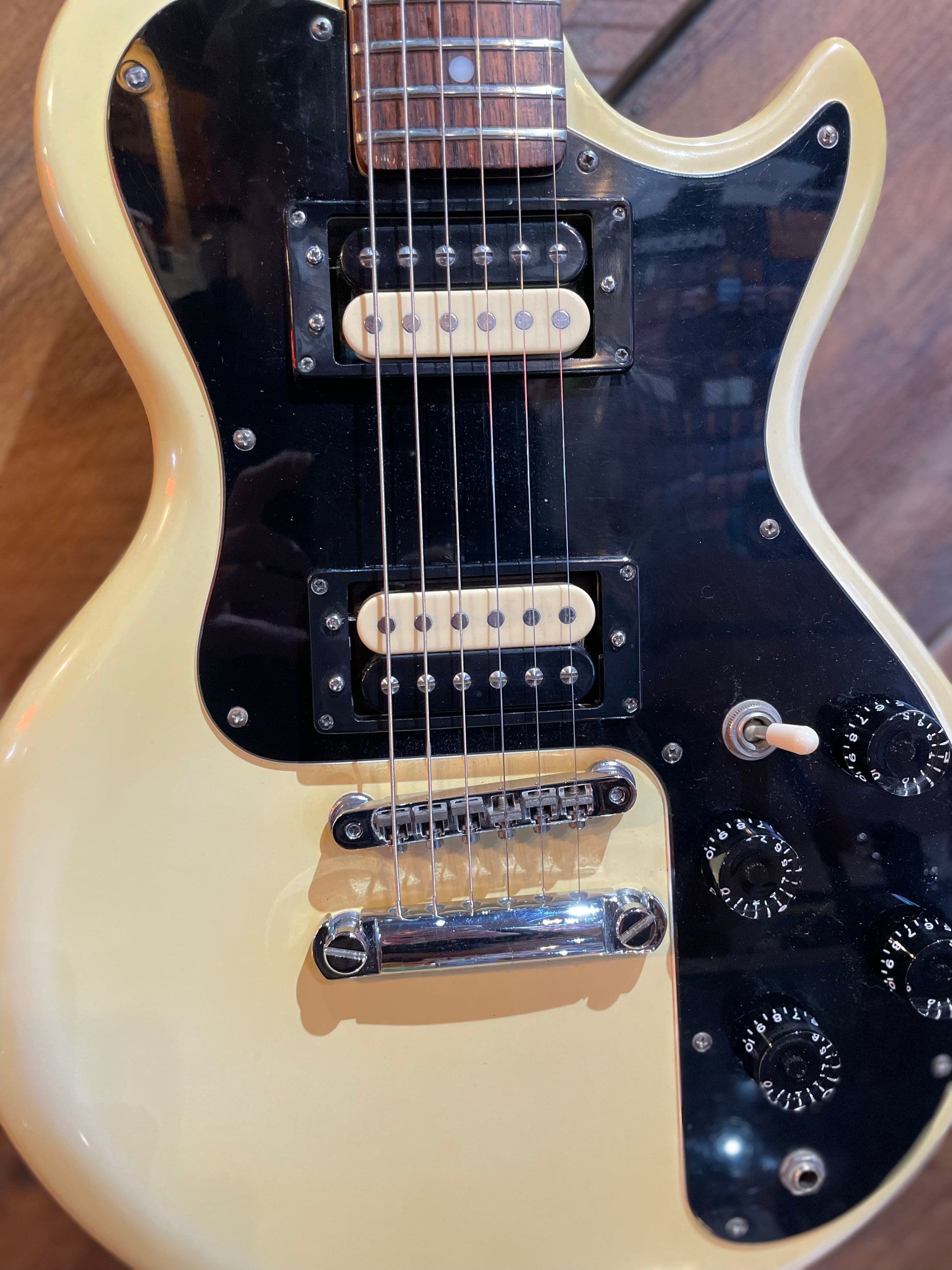 S/H 1980 Gibson Sonex 180 Deluxe, White