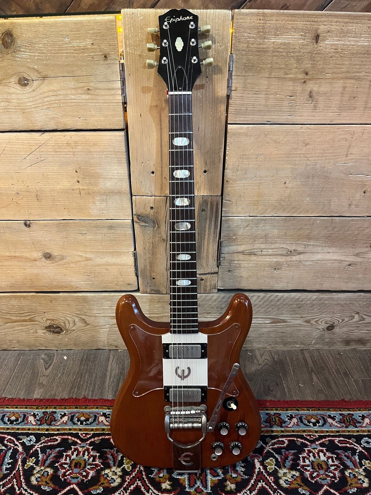Epiphone Crestwood Custom 1962